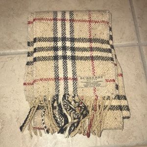 Burberry Camel Check scarf